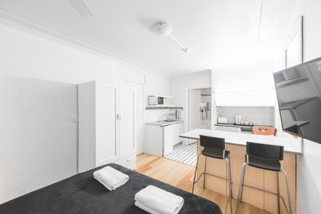 Manly Waves Studios & Apartments Sydney Exterior foto